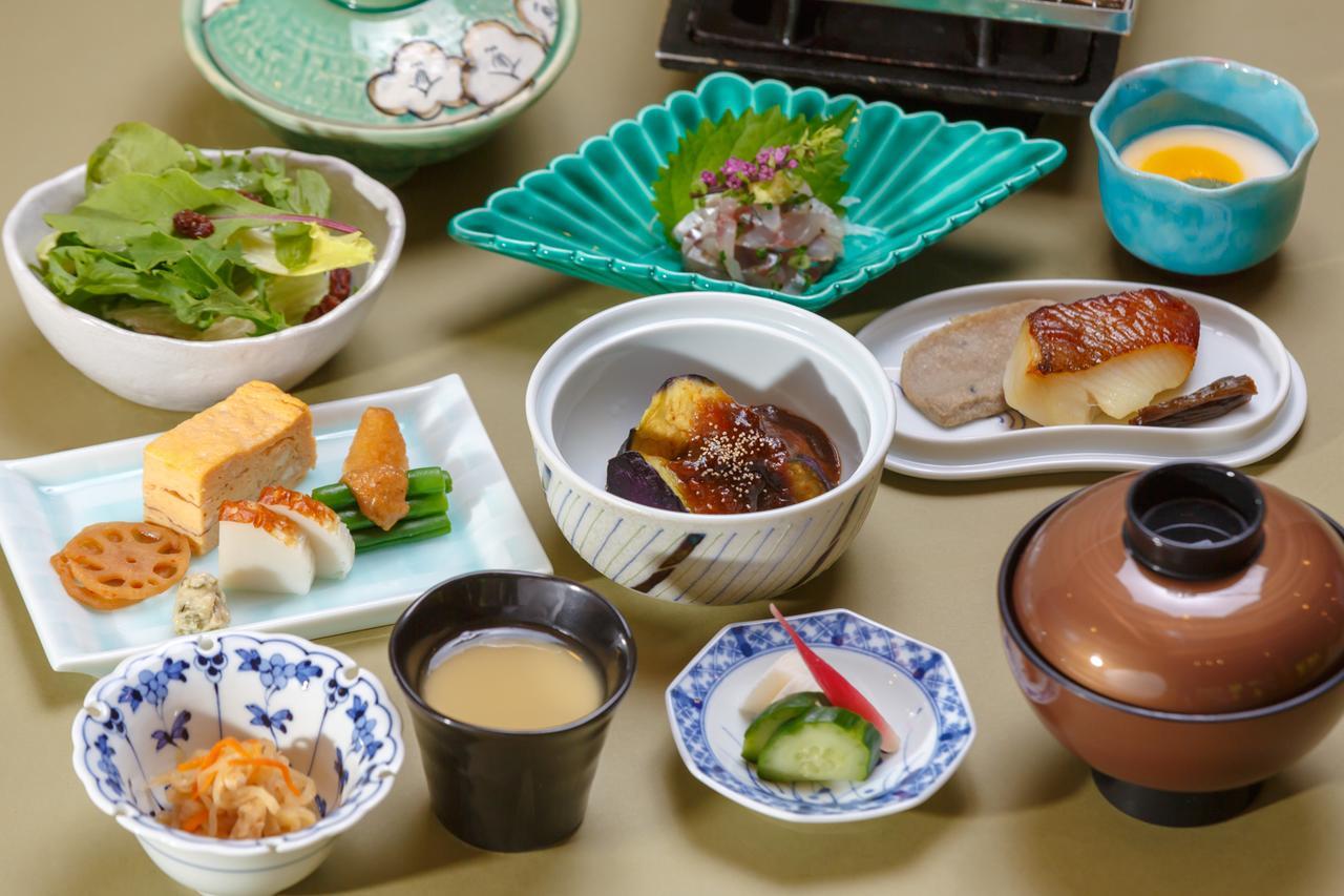 Kira No Sato Hotel Itō Eksteriør billede